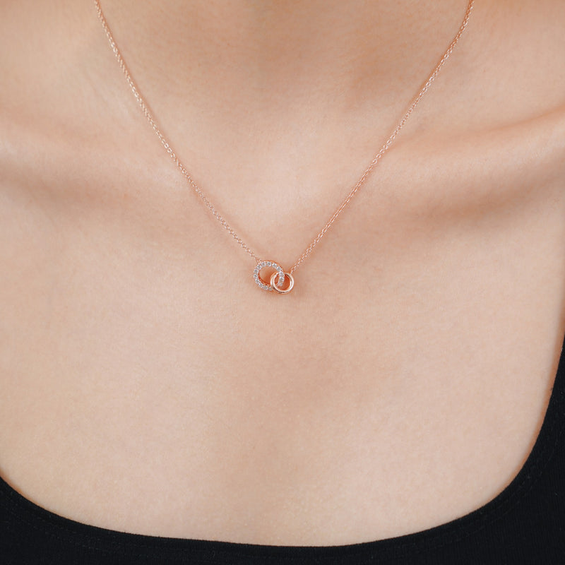 Kloe Interlocking Necklace