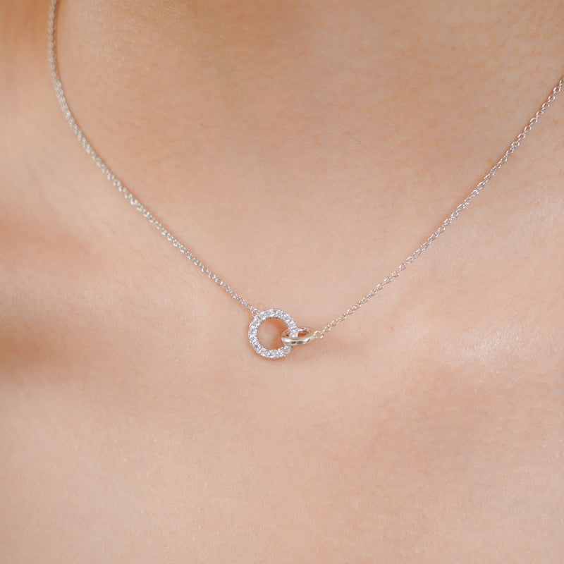 Kloe Interlocking Necklace