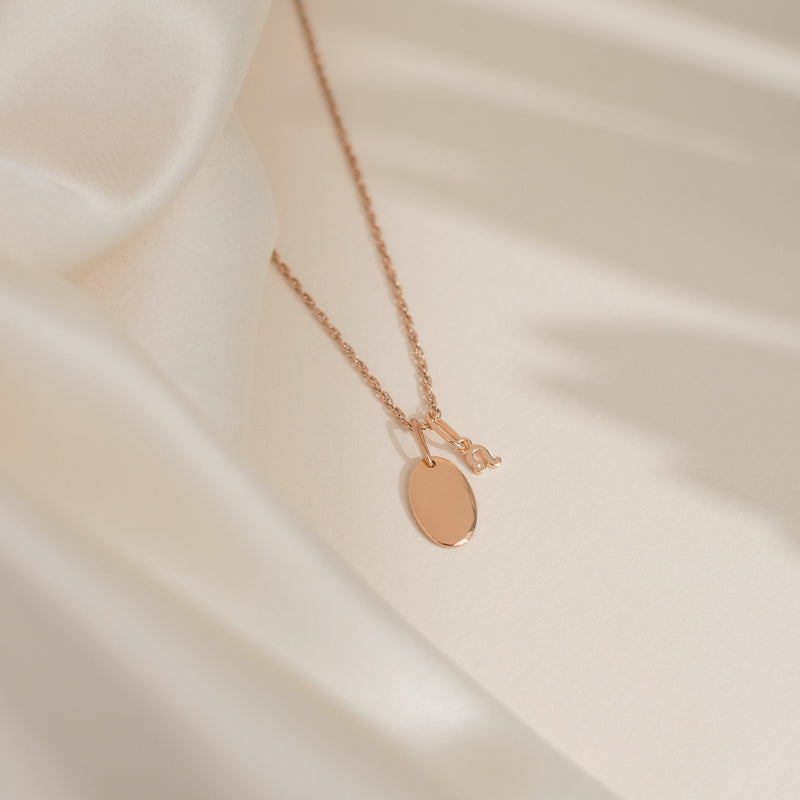 Regular Oval Pendant.